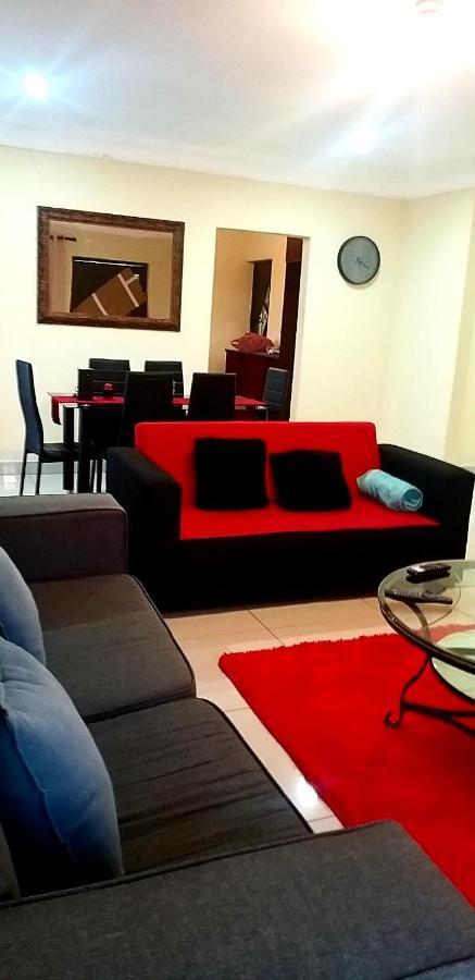 Tshukudu E Ntsho Bed and Breakfast Mogwase Εξωτερικό φωτογραφία