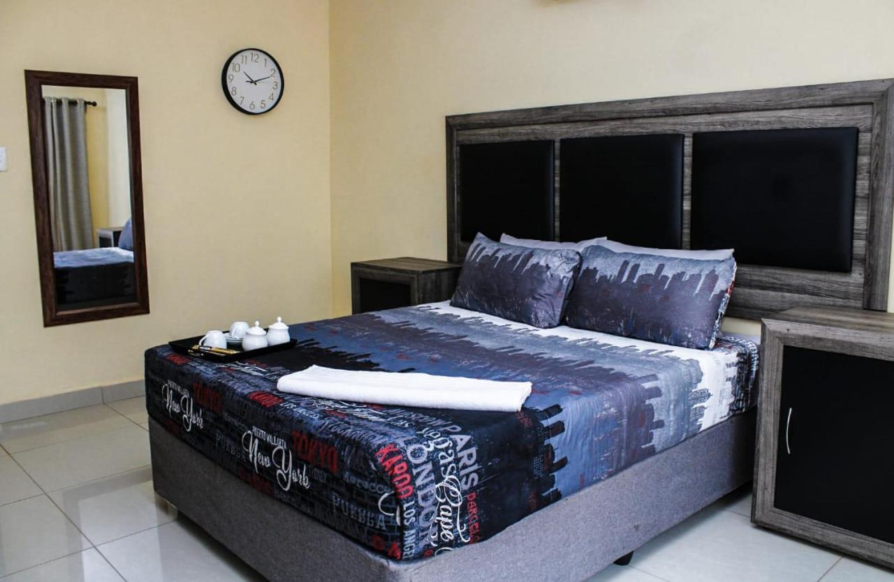 Tshukudu E Ntsho Bed and Breakfast Mogwase Δωμάτιο φωτογραφία